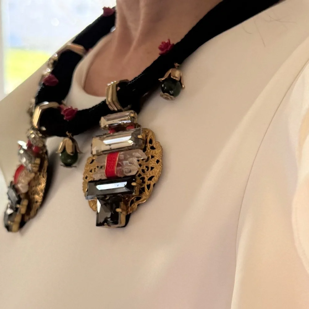 RARE Holst Lee Women’s Statement Necklace - Picture 6 of 7